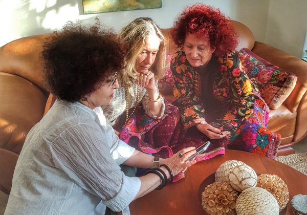 נשות המסע – עם תמרה יובל ג'ונס